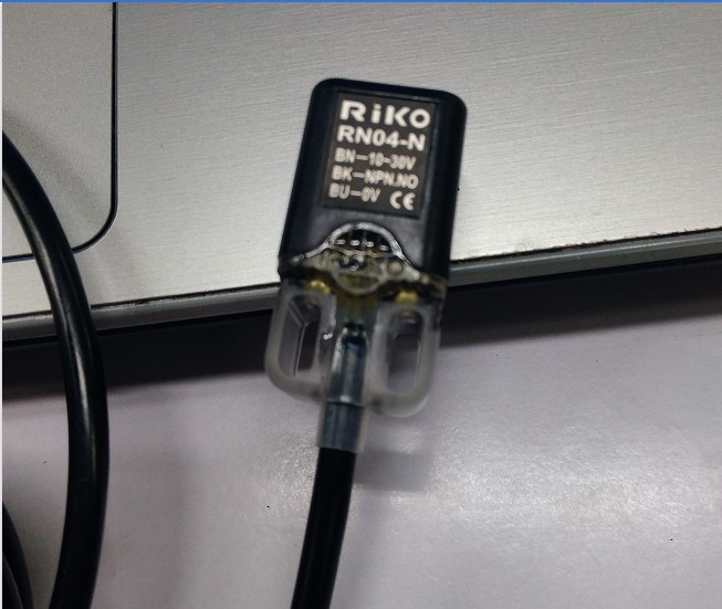 台湾Riko RN04-N RN04-P 方型接近传感器